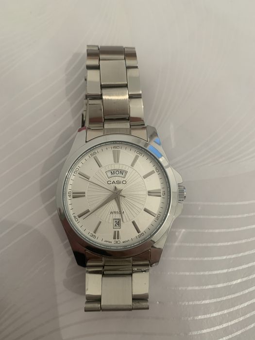 Наручные часы casio