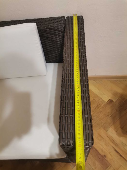 Нов ратанов диван