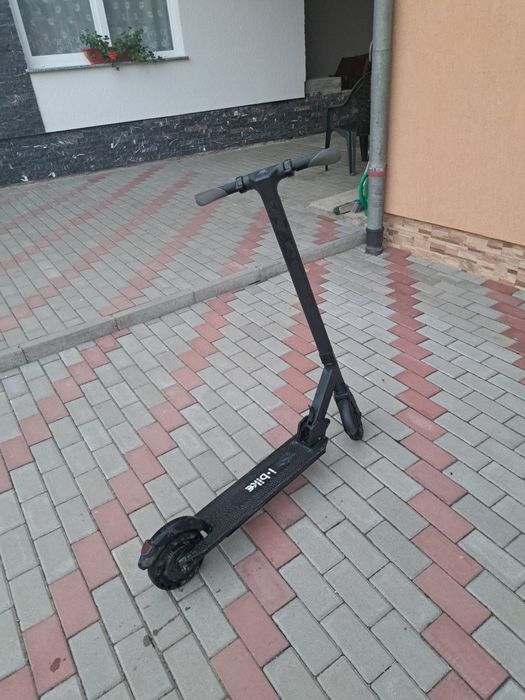 Trotinetă electrică e bike