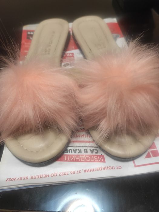 Дамски пухести чехли