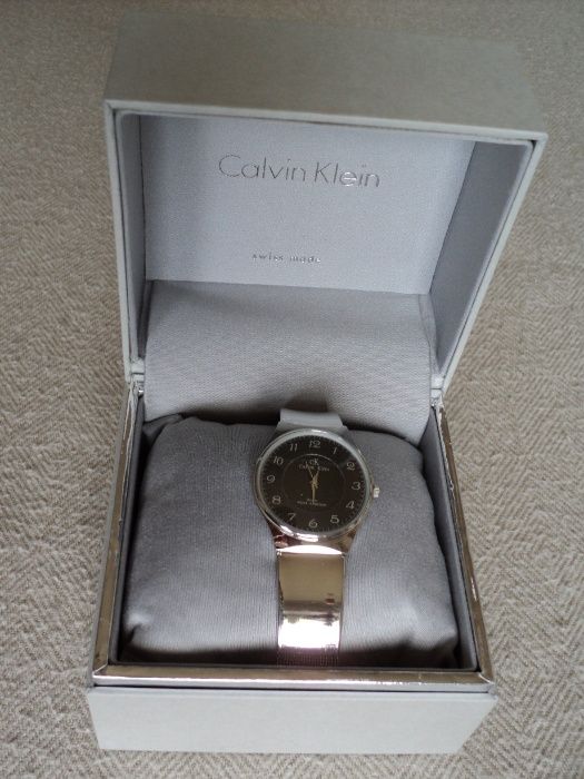 CADOU Ceas CALVIN KLEIN, Swiss made, unisex, design clasic, abs. nou