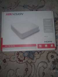 Hikvision NVR 7104+hdd 500
