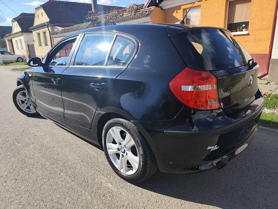 Bmw 116i an 2009 in 4 usi