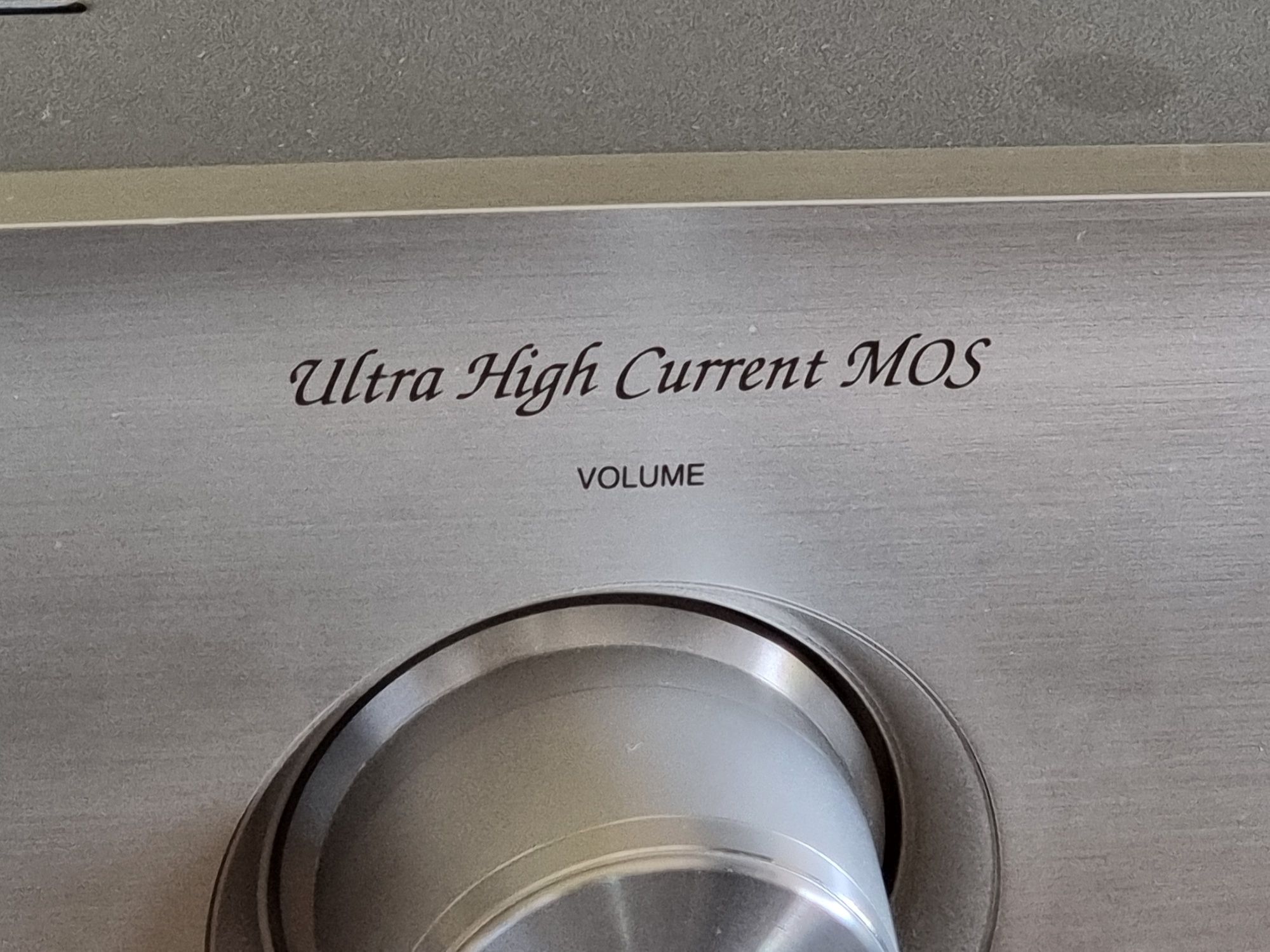 Denon PMA-1500AE integrated amplifier