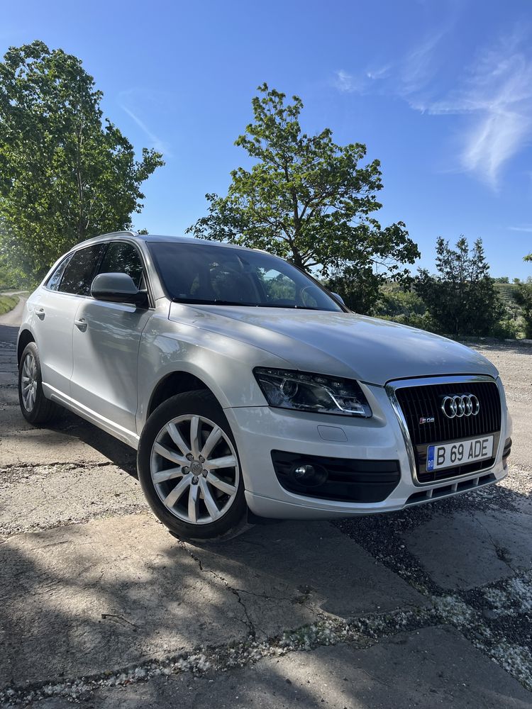 Vand Audi Q5 2010