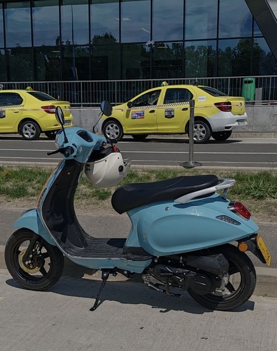 Scuter Vespa Replica, NOU, inmatriculat