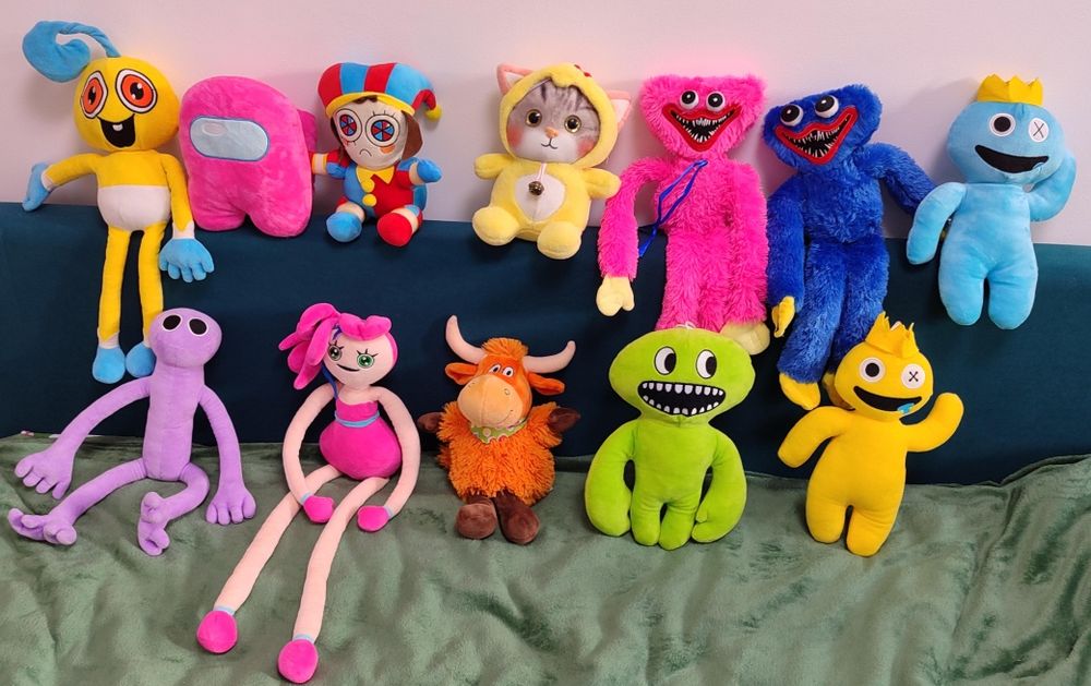 Игрушки мягкие разные