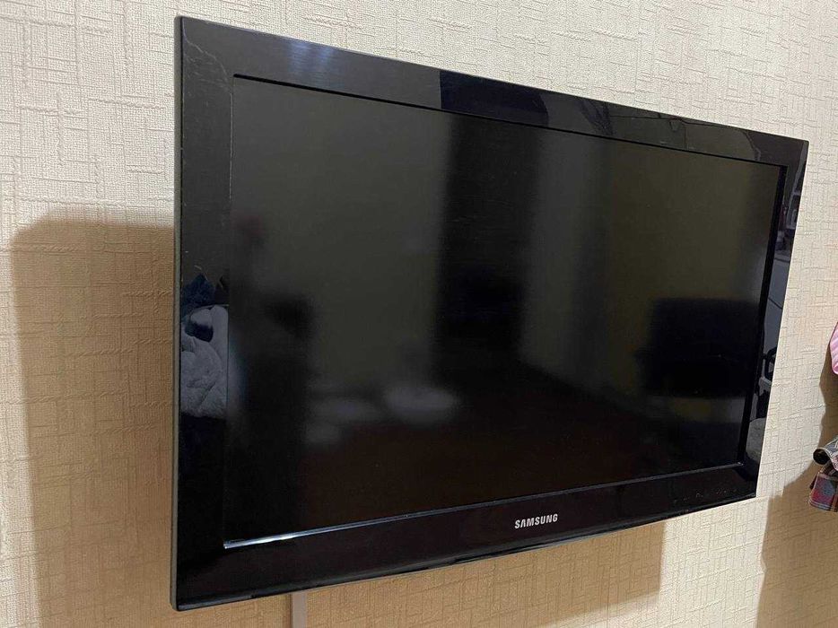 Телевизор б/у Samsung 32" LCD TV E420