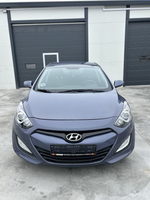 Hyundai I30//Euro5//Diesel//Manual 6+1