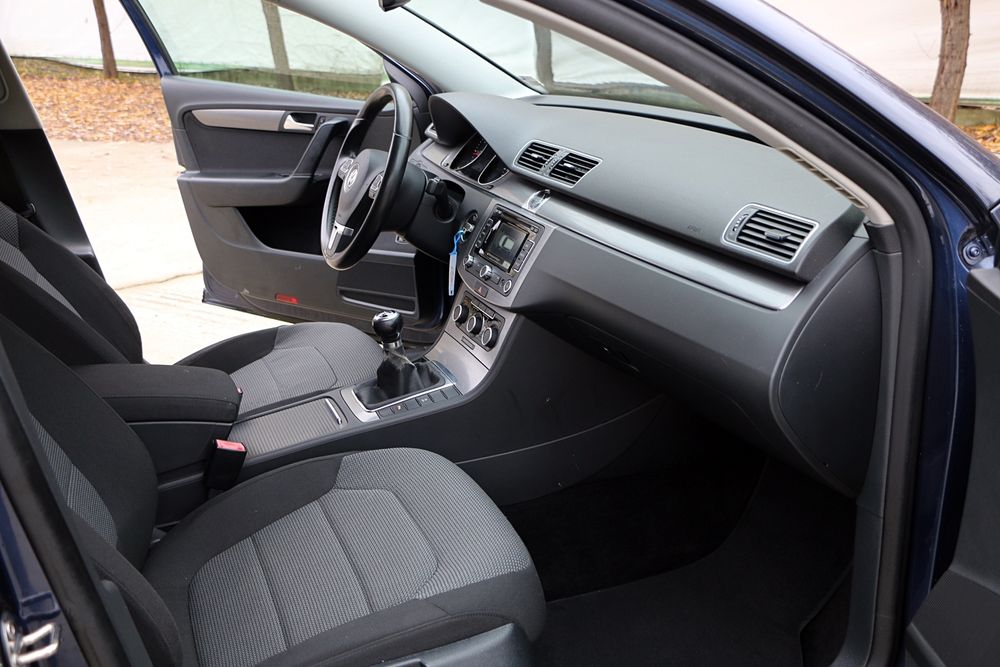 Vand Volkswagen Passat b7 Euro 5 Navi Clima Senzori