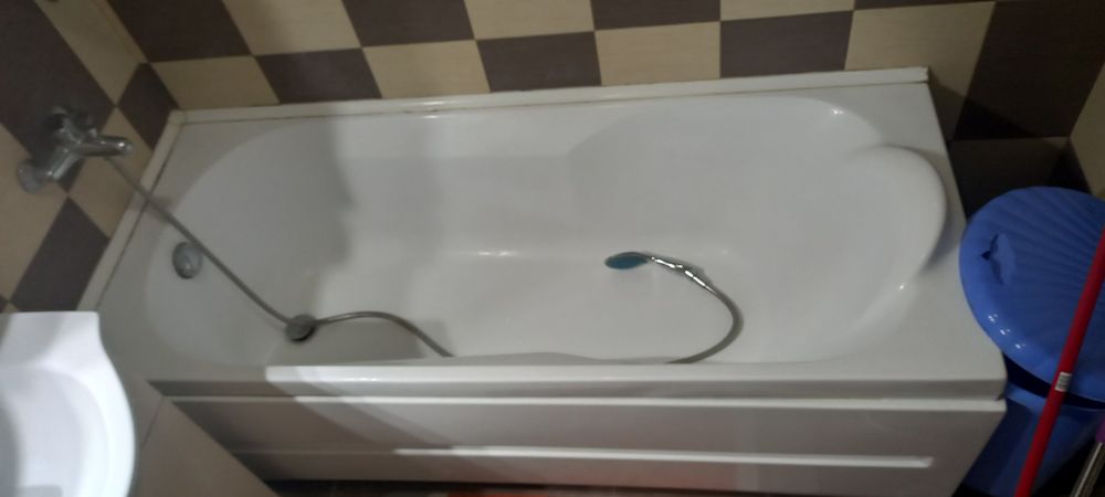 Vând cadă baie cu suport si mască