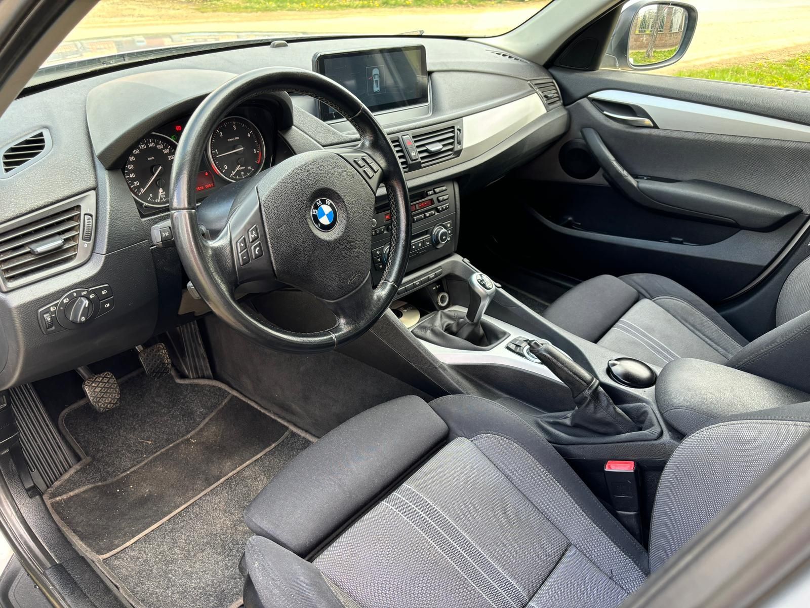 Vând sau schimb BMW X1 Xdrive diesel 2011