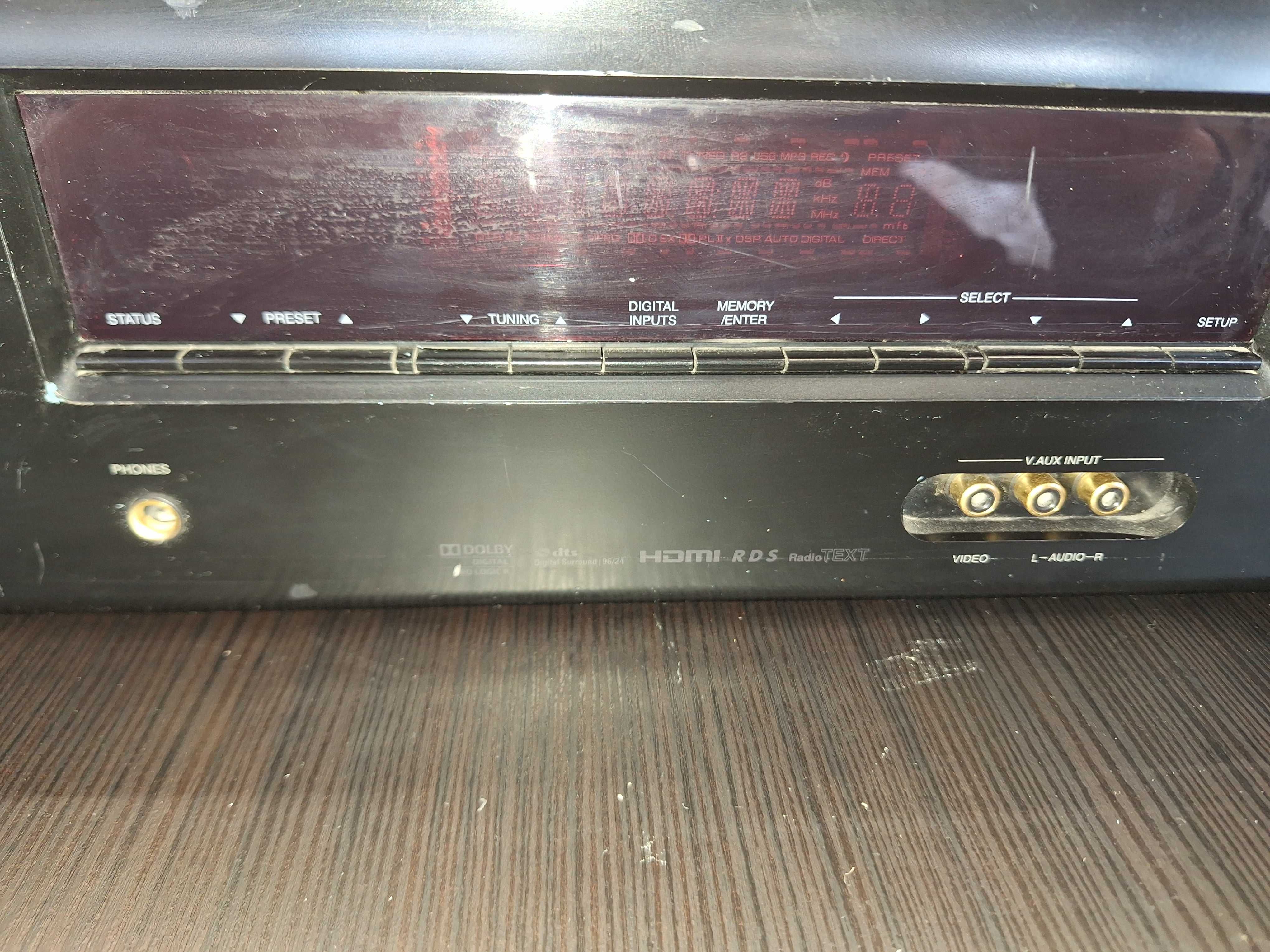 Усилвател Denon AVR 390 HDMI, оптика