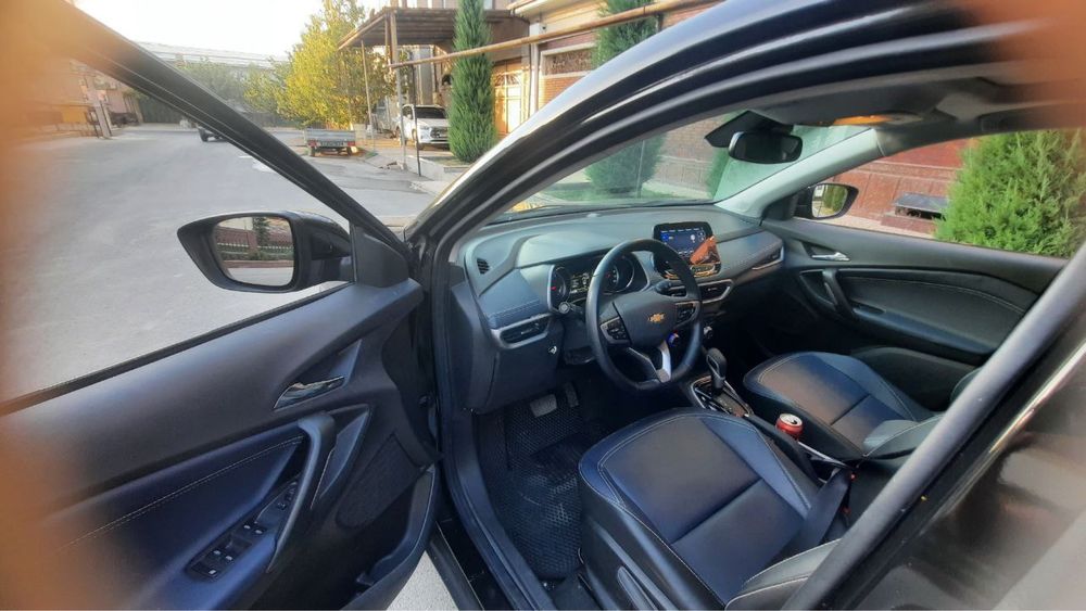 Treker 2 2023 Premier Full Avtomat karobka srochna sotiladi