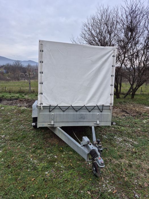 vand remorca 1500kg stare foarte buna