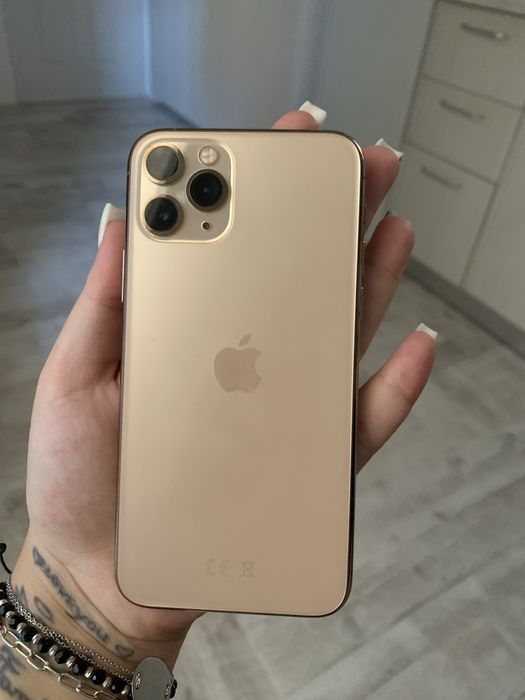 Vand iphone 11 pro gold