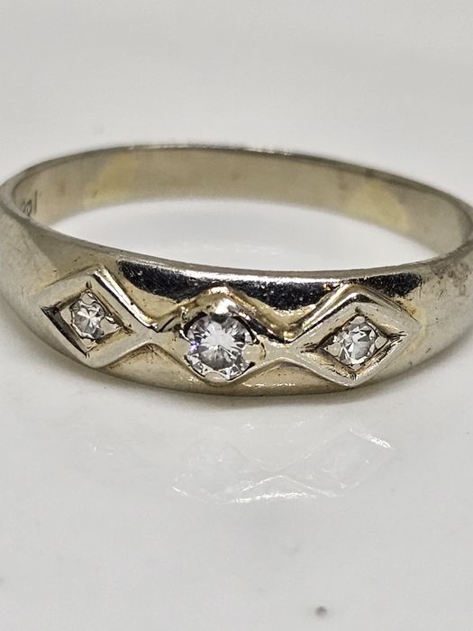 Бриллианты белое золото 585проба