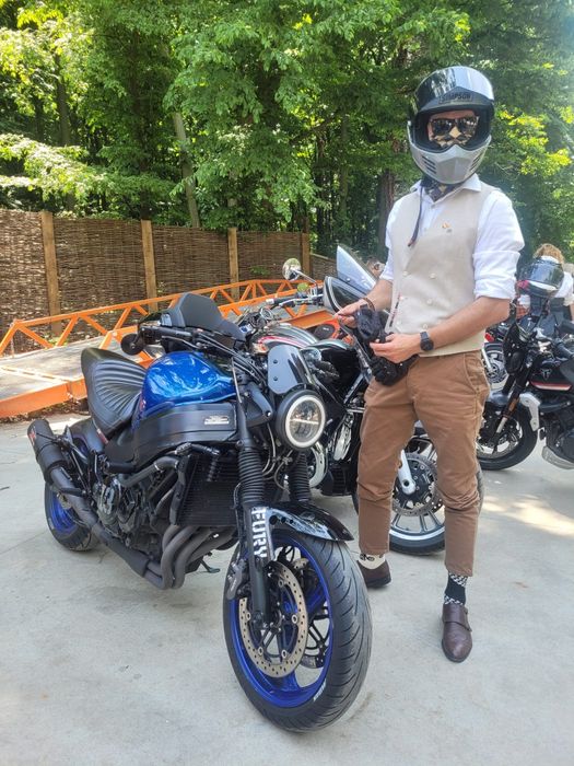 Honda X11 Custom Cafe