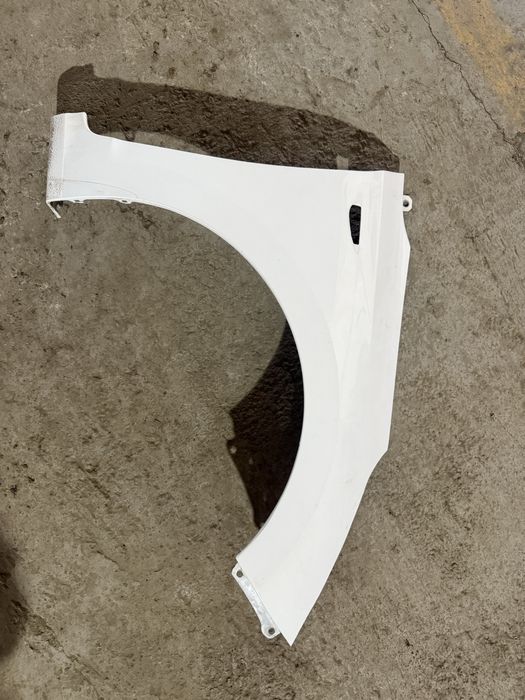 Крыло Hyundai accent