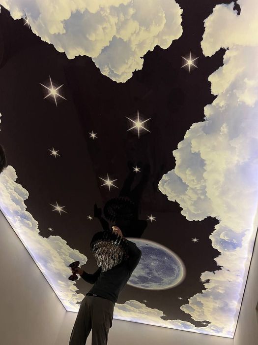 Делаю натяжные потолки.