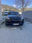 Porsche Cayenne.