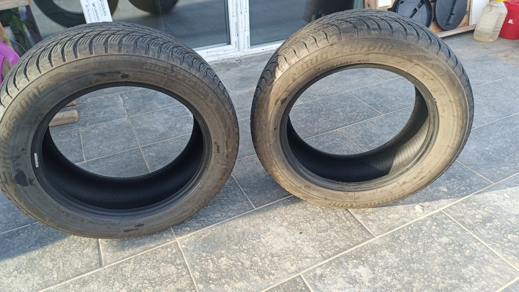 Bridgestone 225/55/17 - runflat