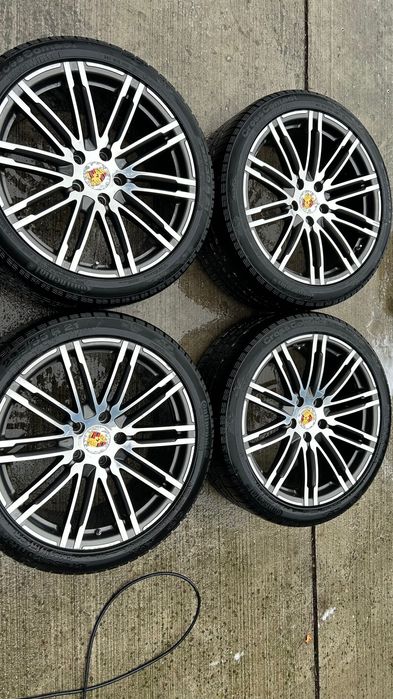 Vand 4 roti iarna Porsche Cayenne/Macan
