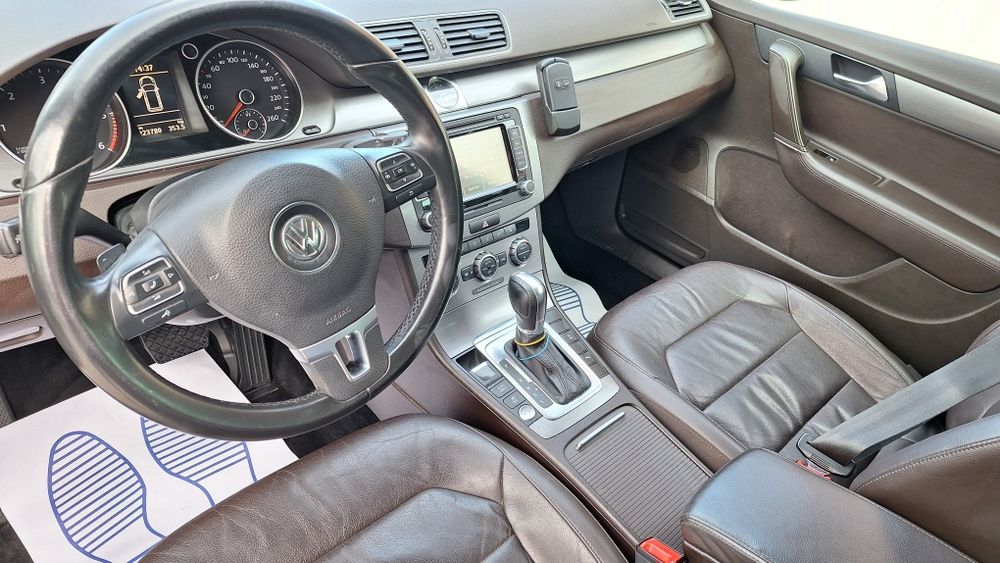 Passat B7 automat Culoare Moca Braun