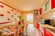 Apartament decomandat, 2 camere, 70 mp, zona Alfa, cu parcare