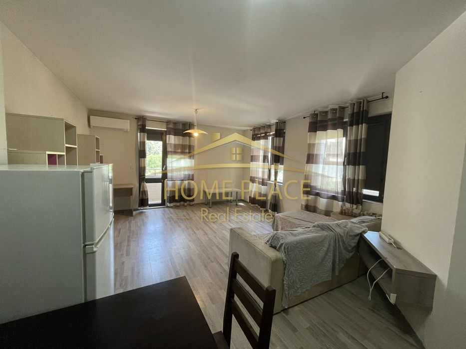 Дава се под наем Двустаен апартамент в Варна, Център - 72 кв.м за 408 € - Снимка #2