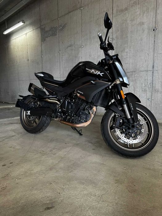 Motocicleta CFMOTO 800NK 2023 Advanced - 6700 km, stare excelentă