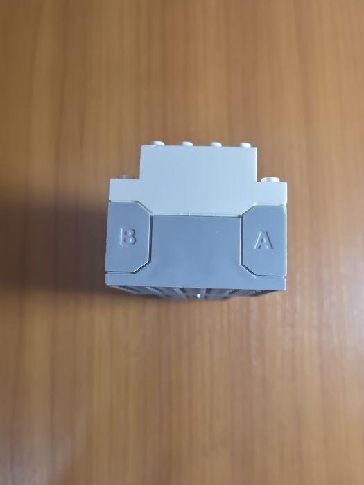 LEGO Powered Up 88006 Move Hub.