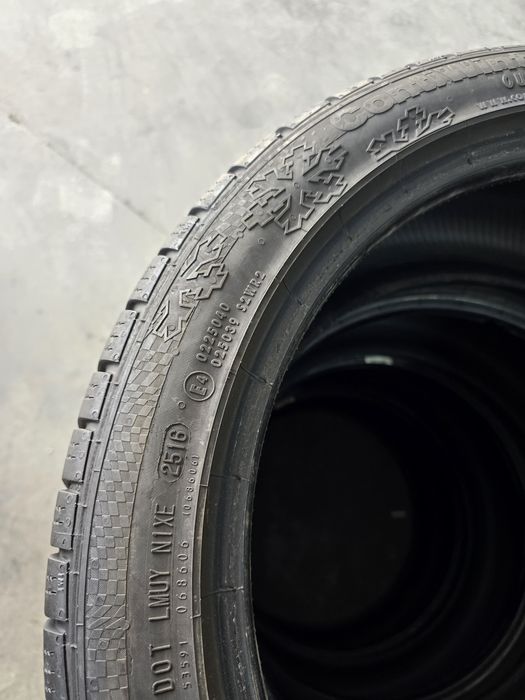 4x 245/40/18 M+S CONTINENTAL Stare excelentă