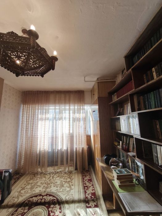 Продаётся СРОЧНО 3х кв. На Ц-4, Шедевр, 80м2. Юнусабадский район.