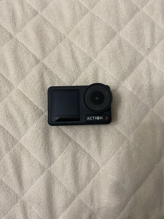 Продам экшн-камера DJI OSMO ACTION 4 Adventure Combo