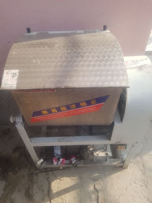 Тесто мешалка сотилади