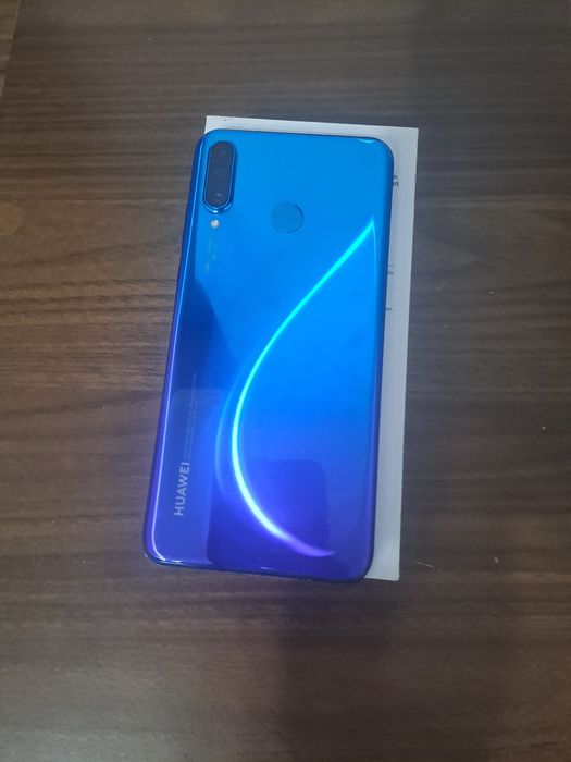 Vând telefon Huawei P30