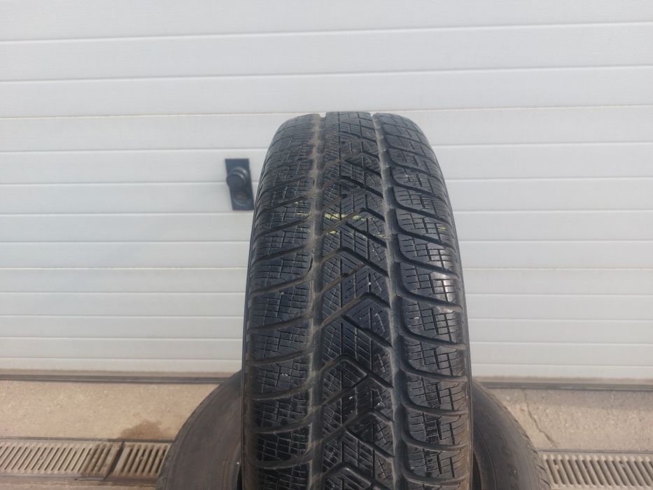 135 lei bucata! Set anvelope M+S/IARNA 215 70 16 Pirelli
