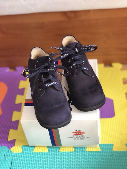 официални обувки детски кецове маратонки адидас adidas