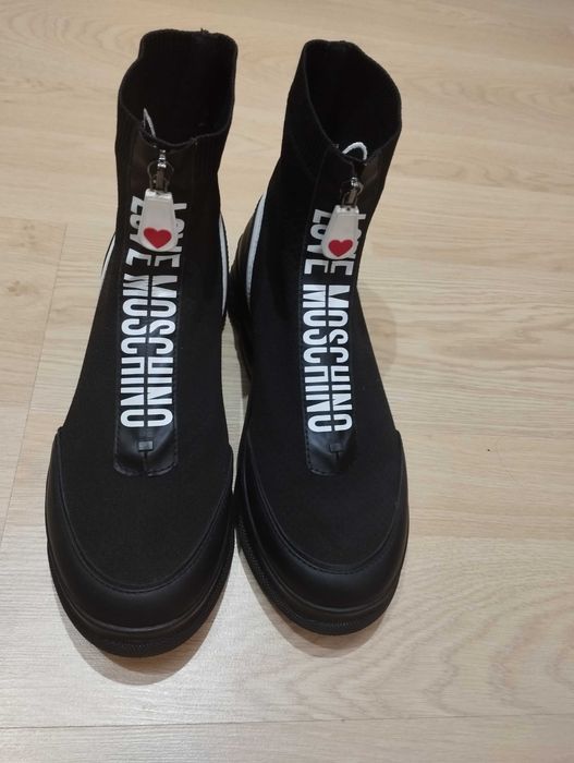 Дамски кецове MOSCHINO