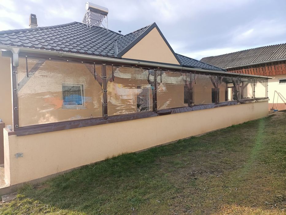 Închideri terase cu prelată Cristal – rezistente și elegante