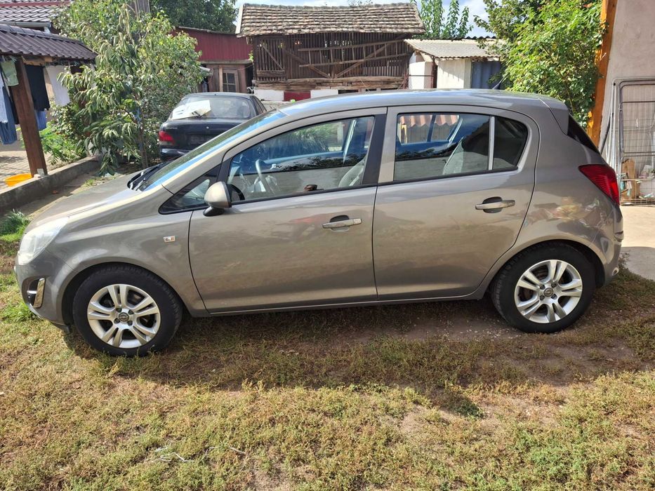 Autoturism Opel Corsa automat