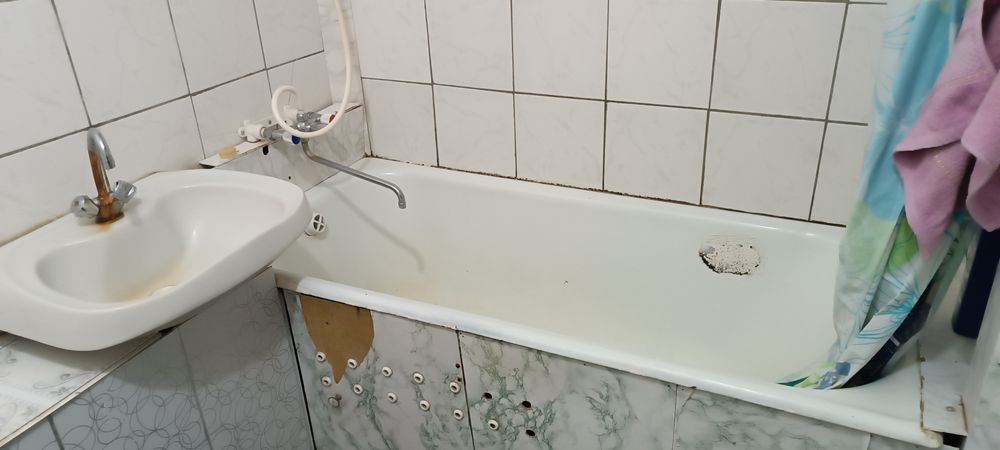 uy sotiladi 2 xonali Uchquduq shahri