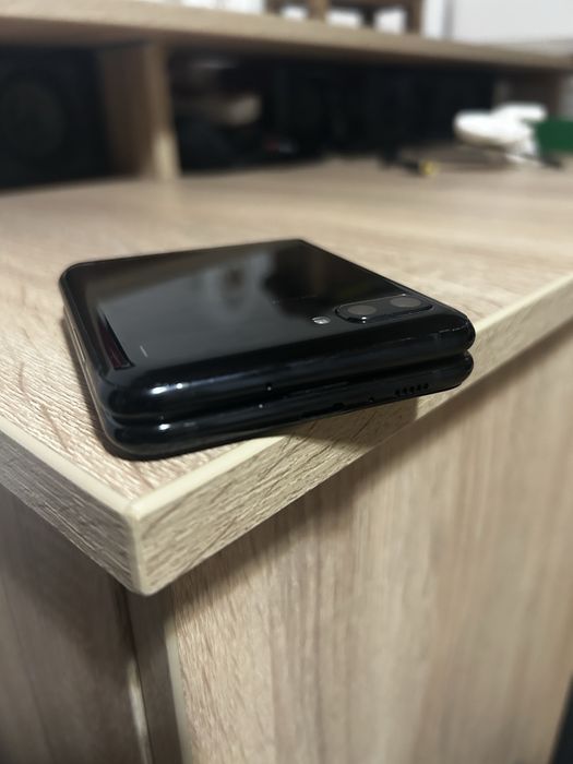 Samsung Z FLIP 256