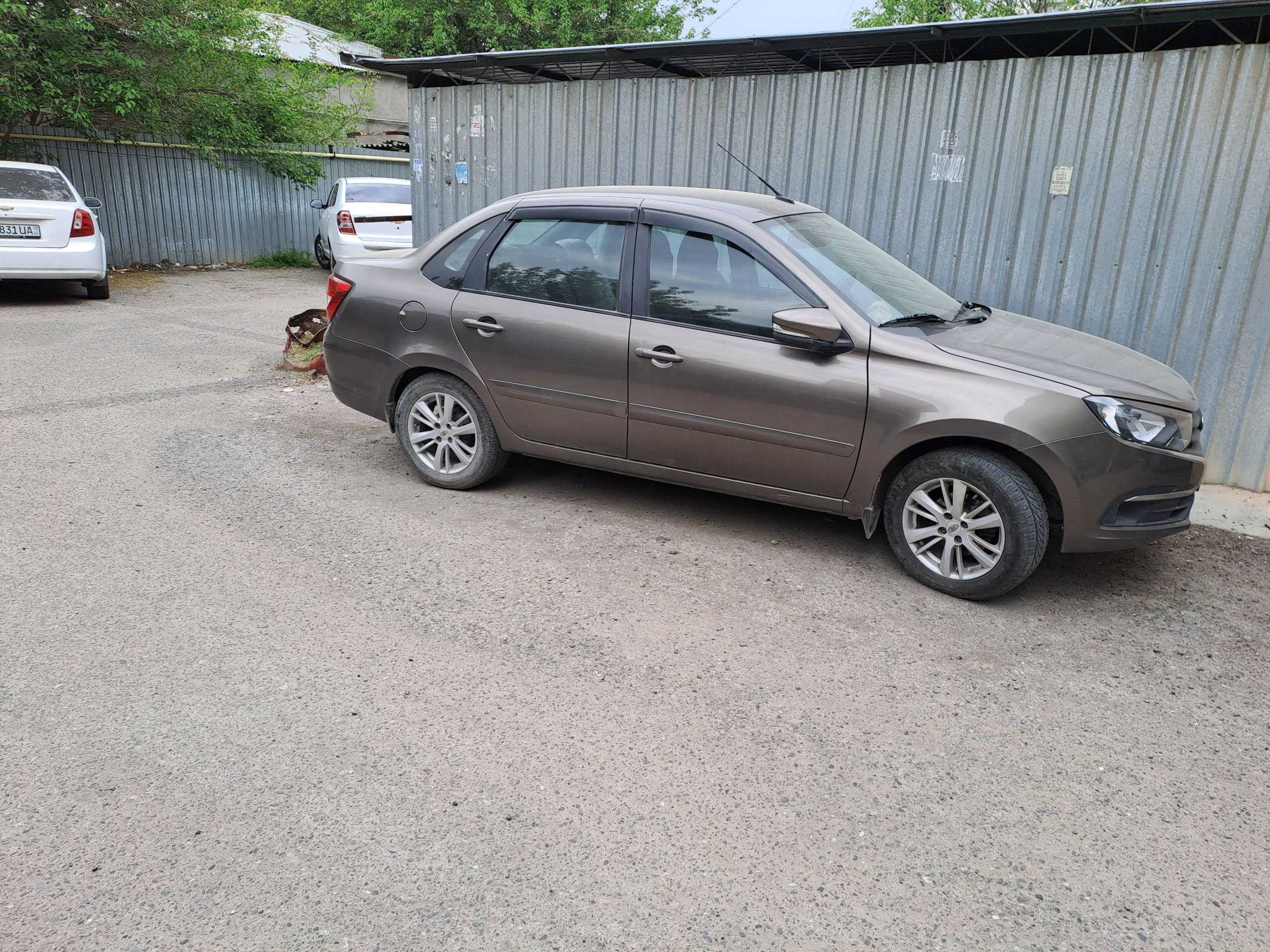 продаю lada granta 2018г