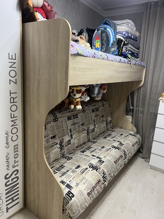 Кровать двухъярусная