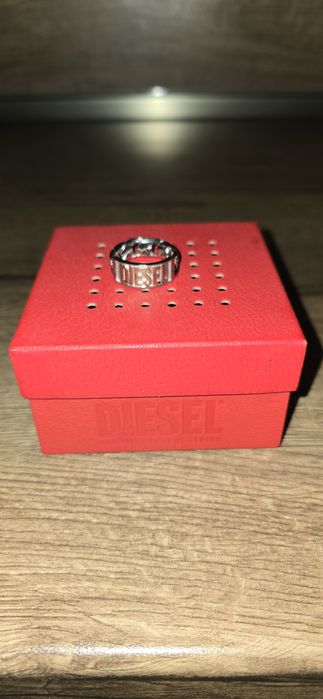 Diesel Универсален пръстен размер 10
