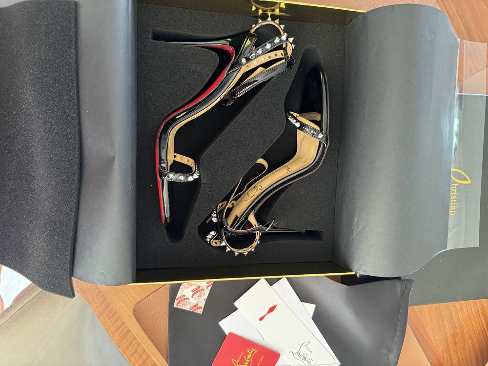 Christian Louboutin Spike 12 оригинални сандали 39