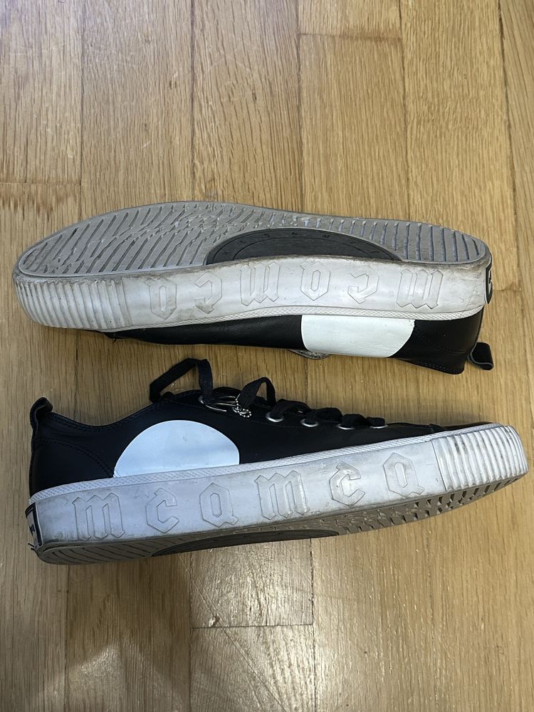Обувки Louboutin Valentino Armani Paciotti McQueen Nike Timberland Y-3