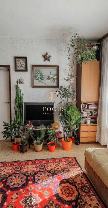 Продава се Тристаен апартамент в Пловдив, Изгрев - 64 кв.м за 1288 €/кв.м - Снимка #2